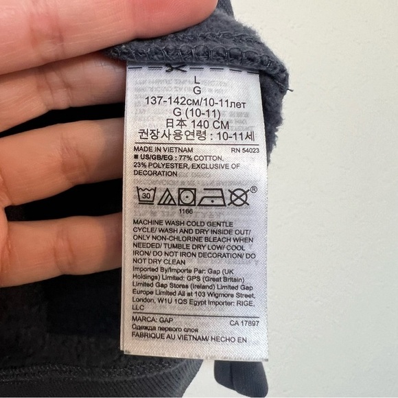 2/$30 Gap Kids Star Wars sweatshirt in deep navy blue SZ Large - Picture 7 of 8